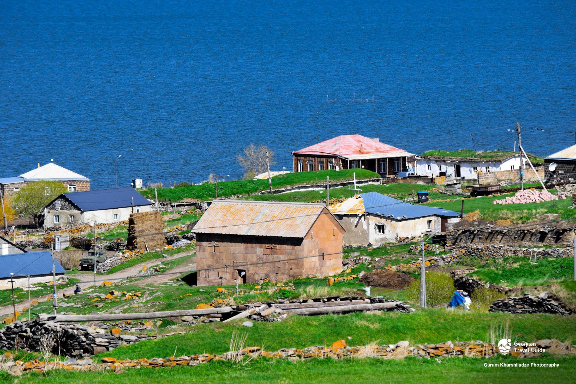 ფარავნის ეკლესია