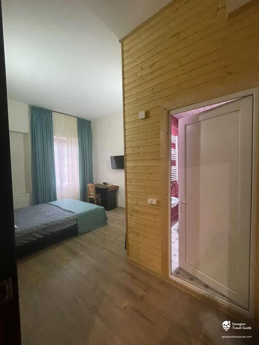 Racha Rooms . რაჭა რუმსი