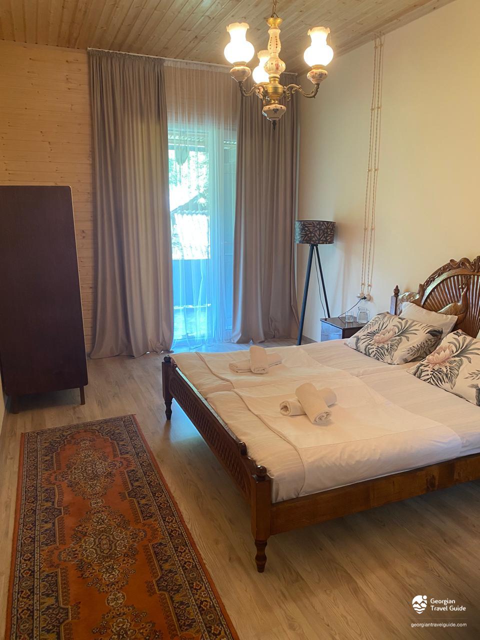 საოჯახო სასტუმრო ჭალისთავი