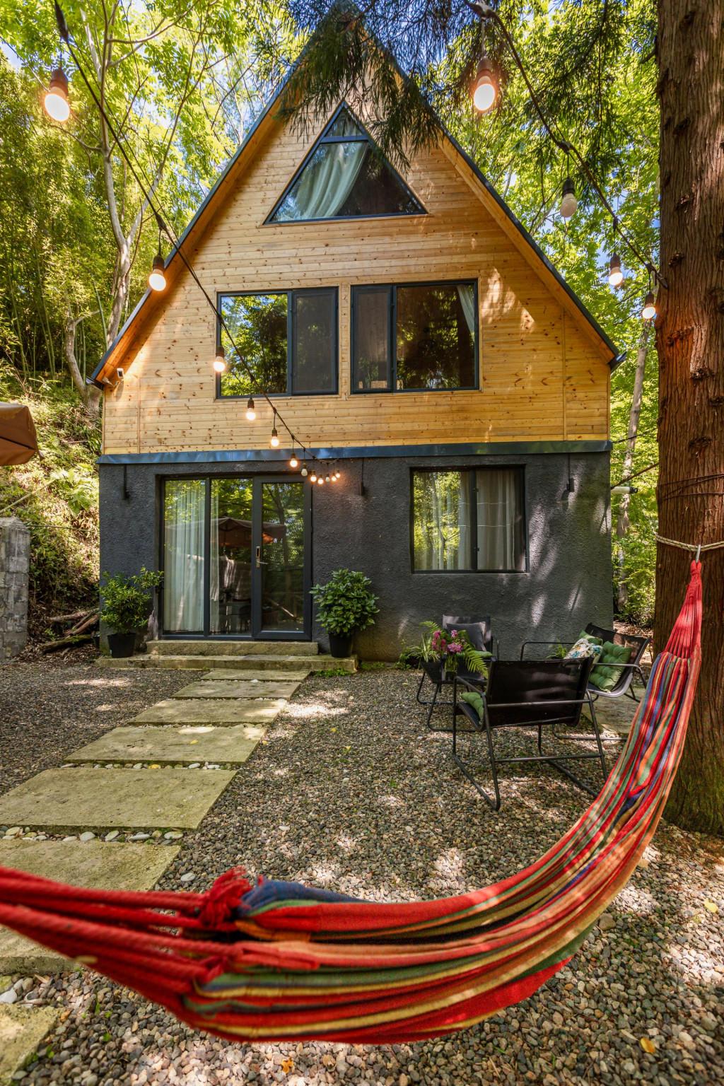 VenoSea Tsikhisdziri Seaside Cottage