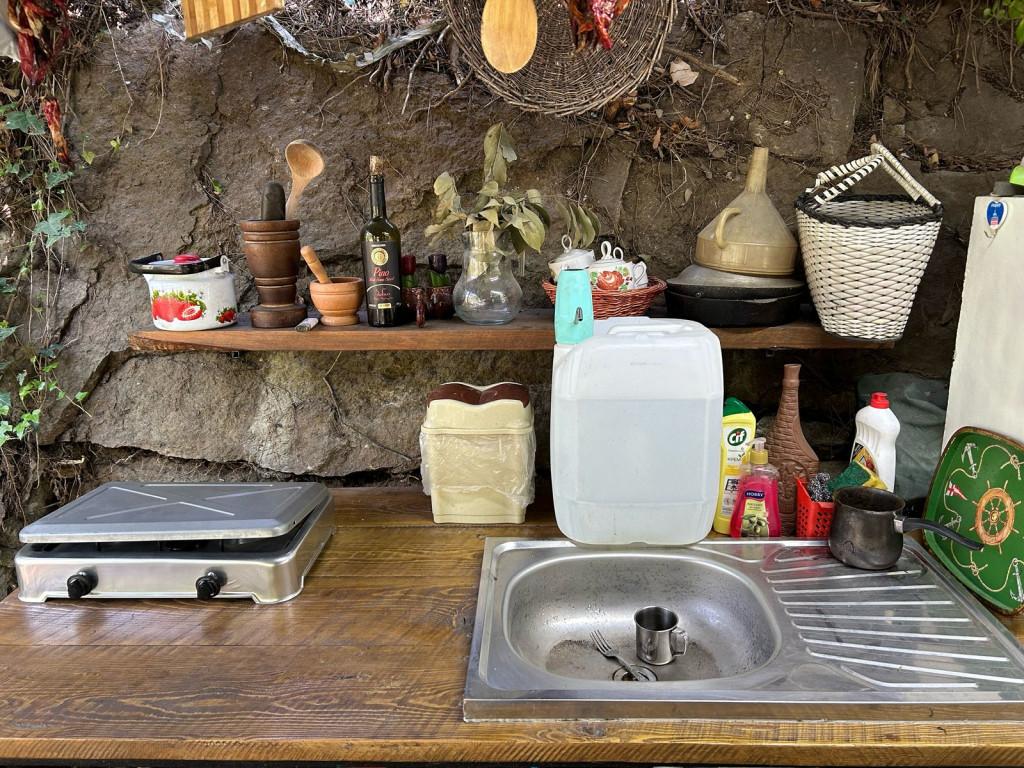 კატერის ტური მდინარეზე მცხეთაში