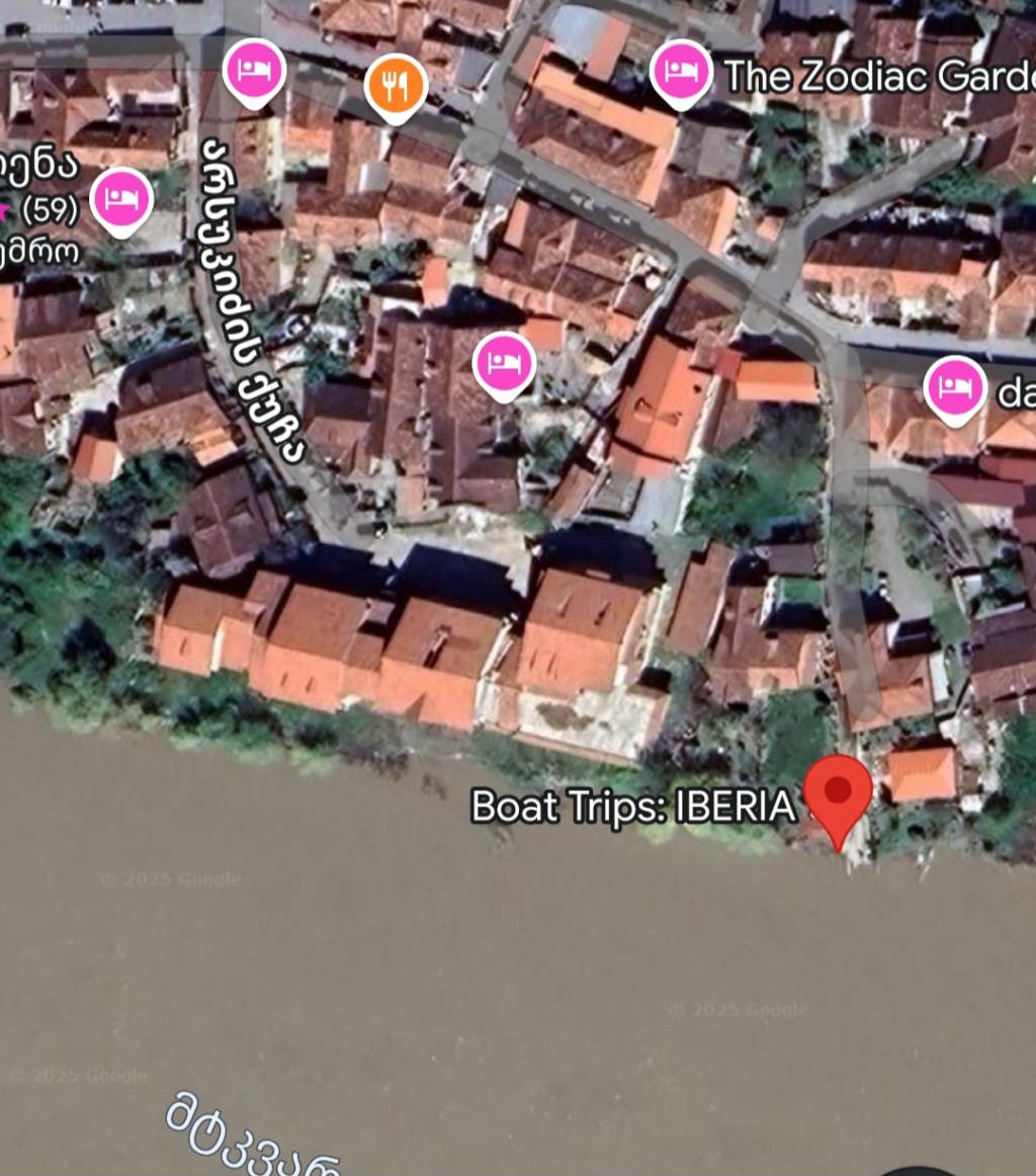 კატერის ტური მდინარეზე მცხეთაში