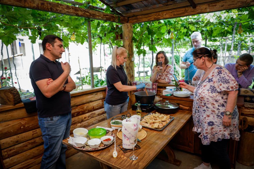 104563646_1152225161820665_52223