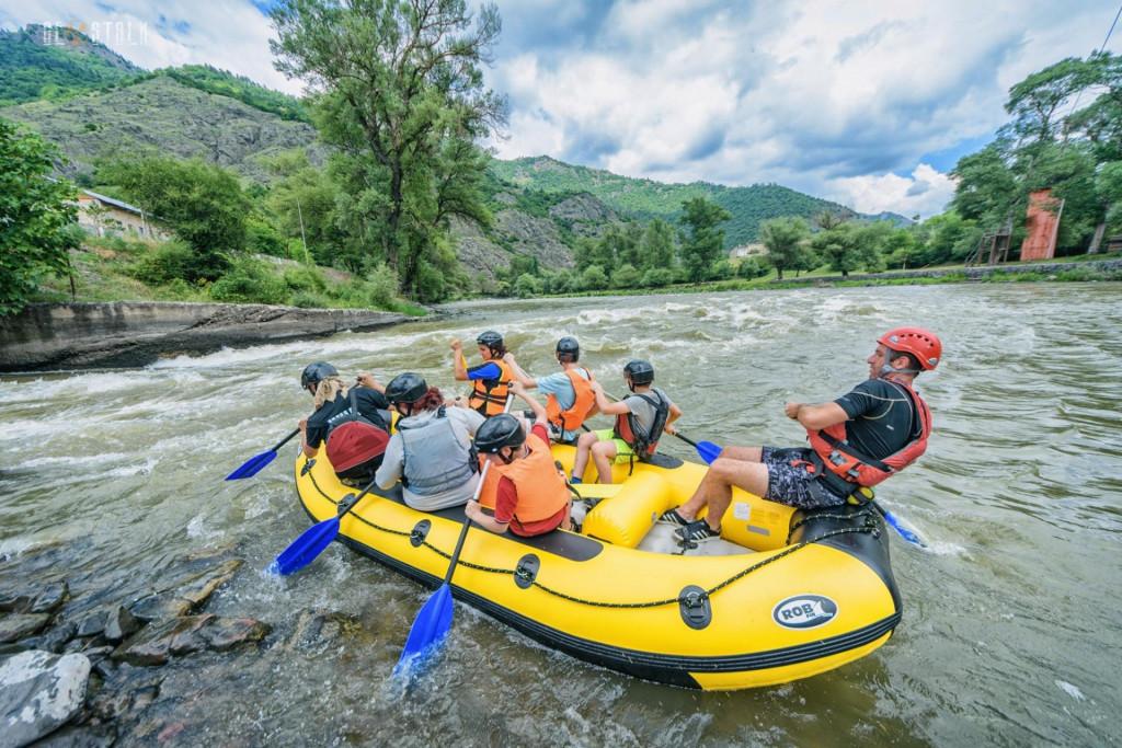 106281568_610550836251569_208512