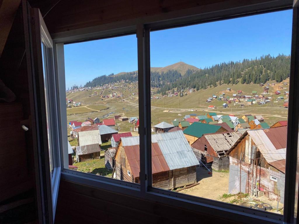 122002280_3443825835677026_71497