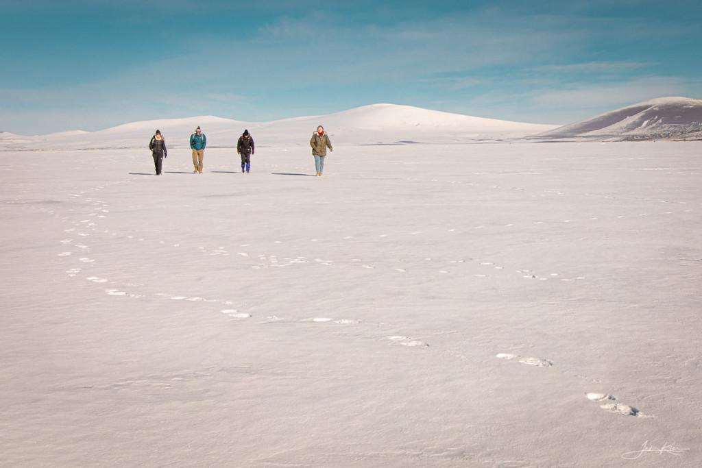 WINTER ADVENTURE AT FROZEN PARAVANI LAKE