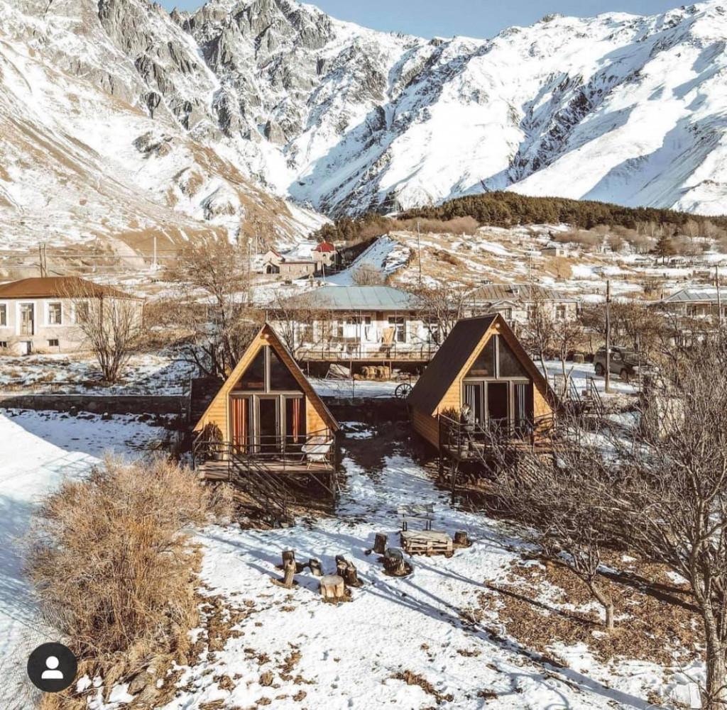 ყაზბეგი ყურო კოტეჯი Kuro Cottages