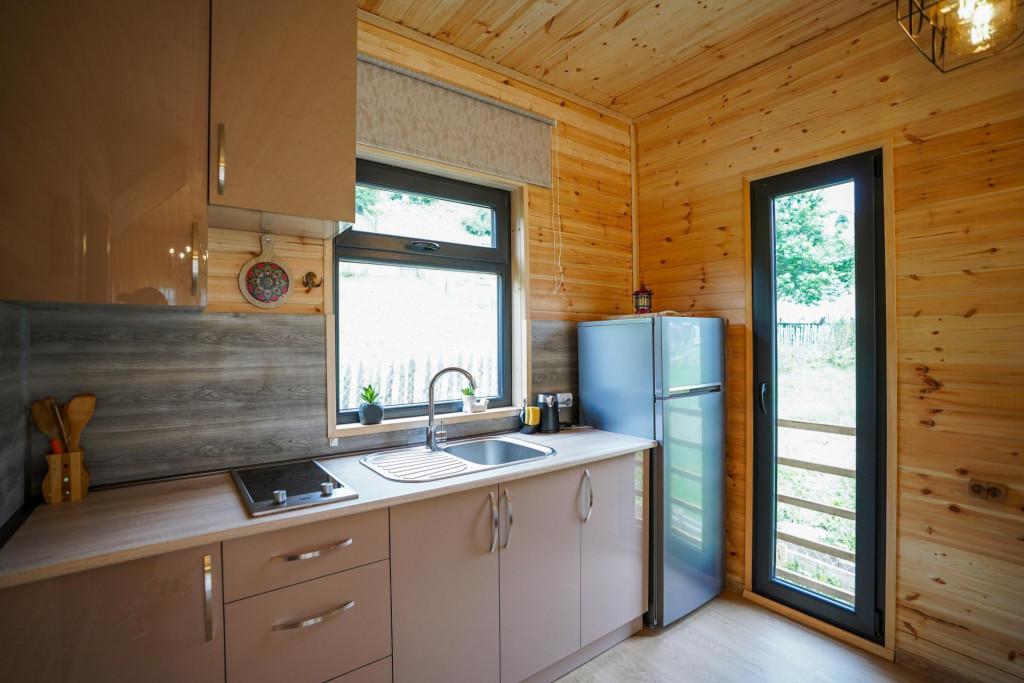 ხის სახლი მესტიაში - wood house in Mestia