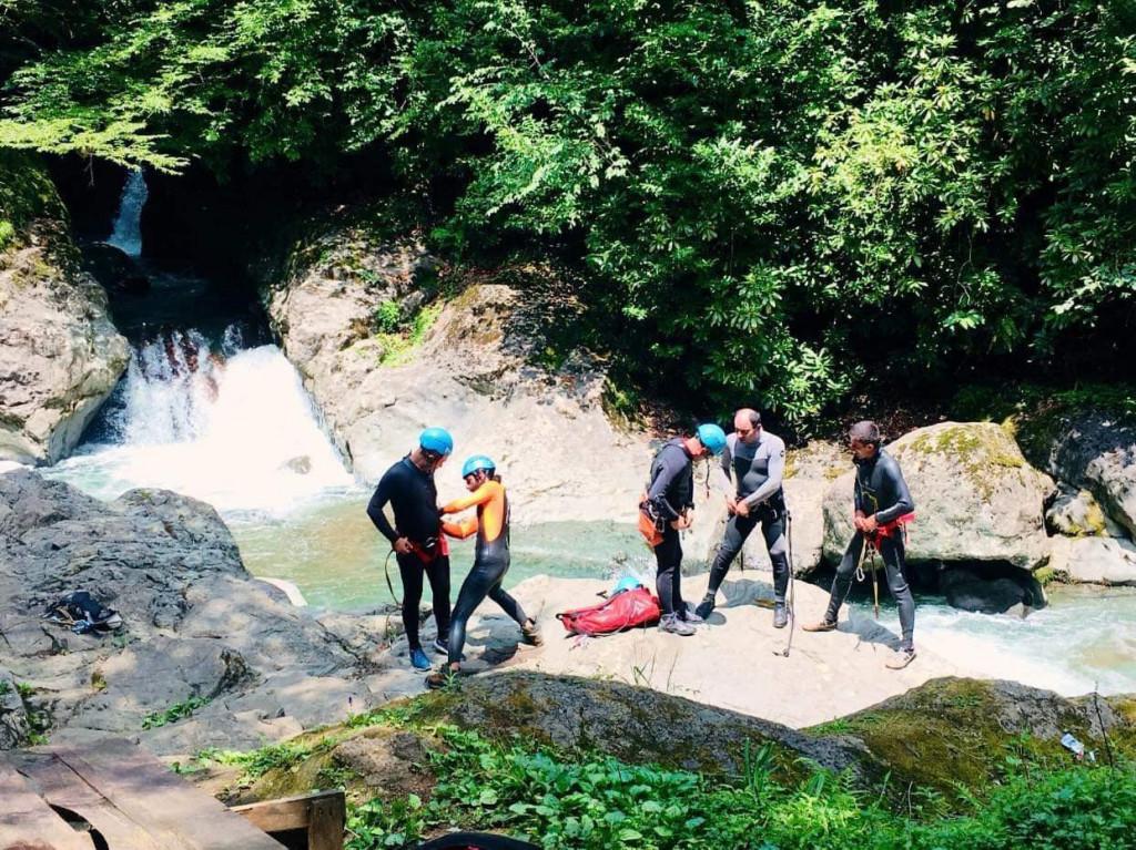 ერთდღიანი ტური გვალაშარას კანიონში