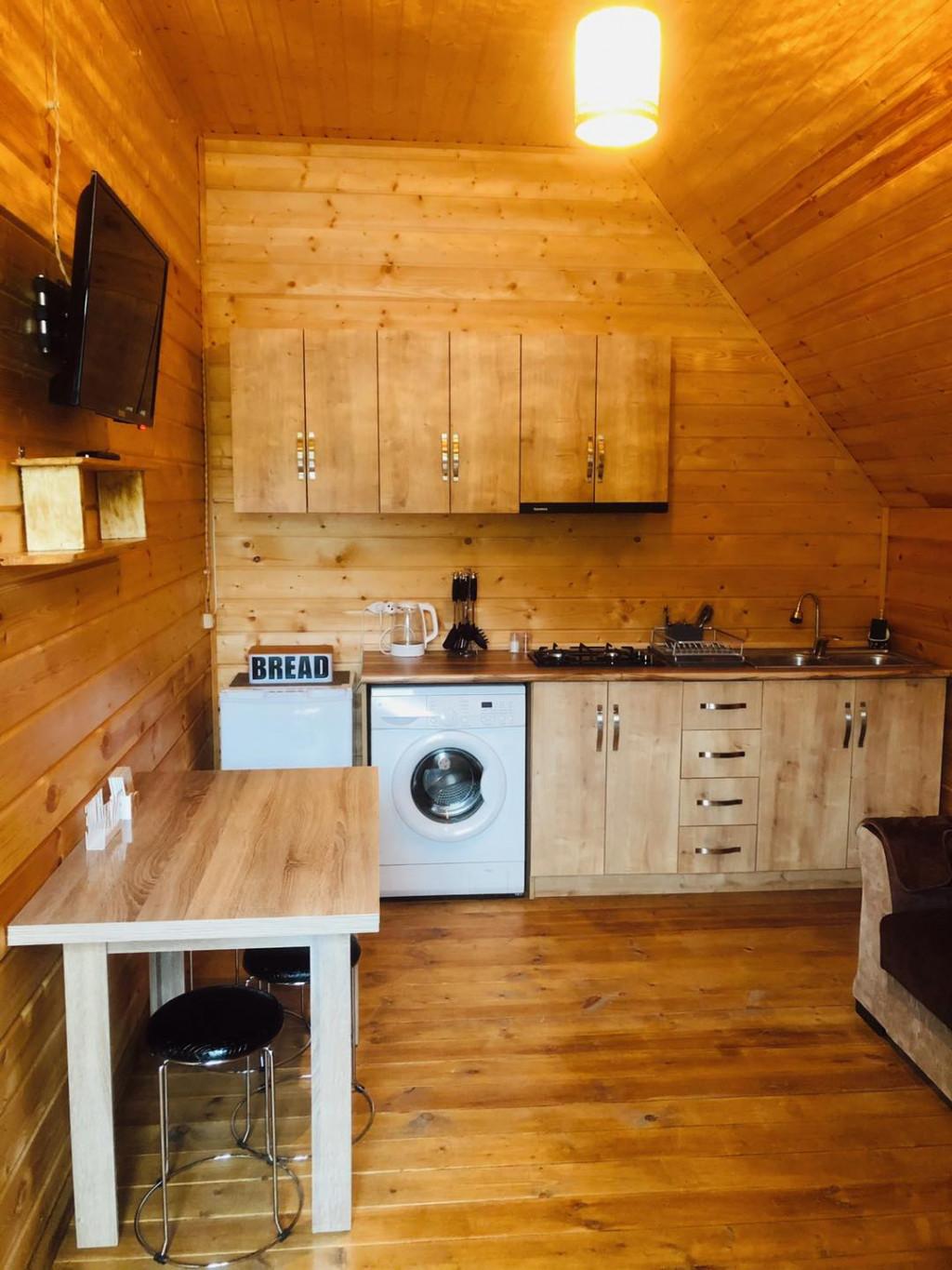 The Hut in Surami • ქოხი სურამში