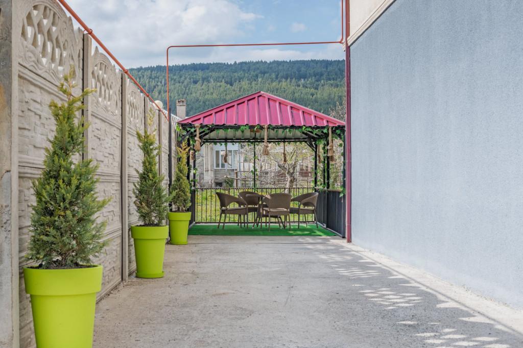 სასტუმრო პოუმ +