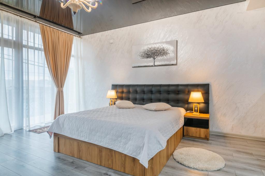 სასტუმრო პოუმ +