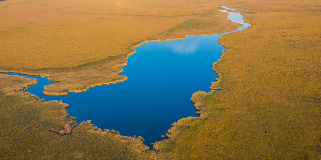 Прогулка на лодке по озеру Палиастоми