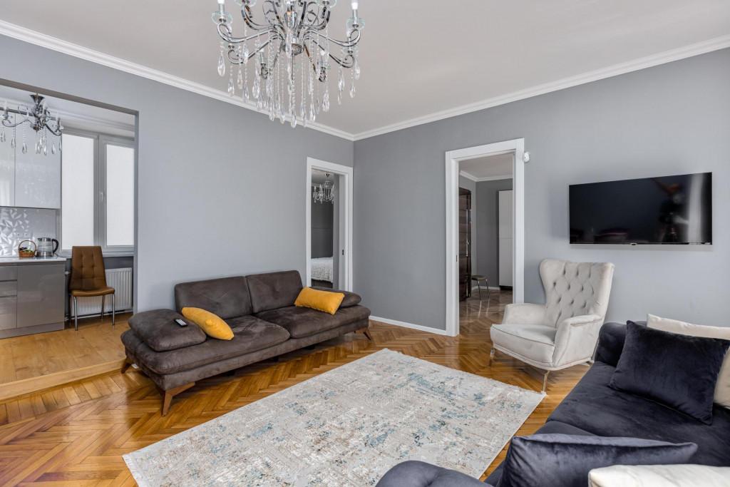 MaRKoS Sololaki Flat