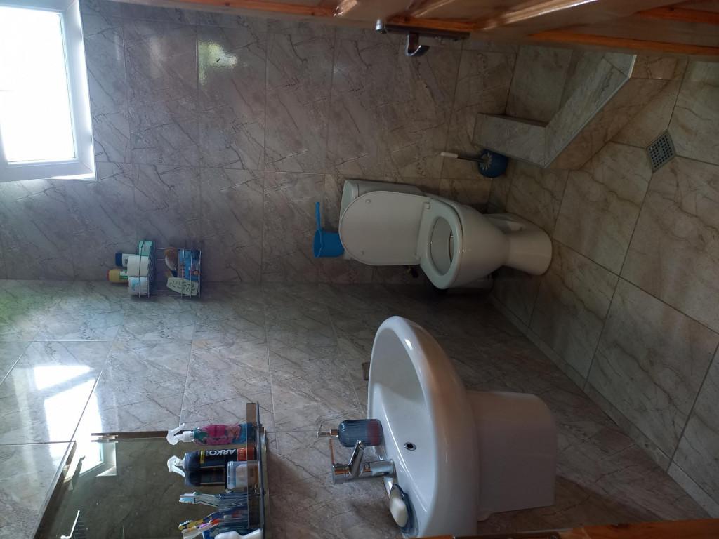 საოჯახო სასტუმრო ლაზუ