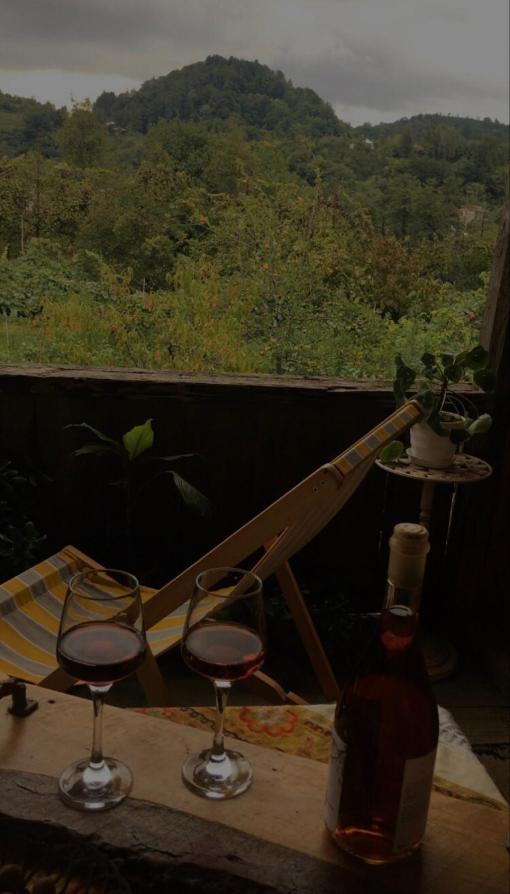 Dato\'s Wine - დათოს ღვინო