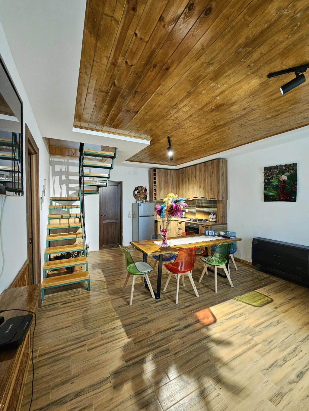 კოტეჯი  \