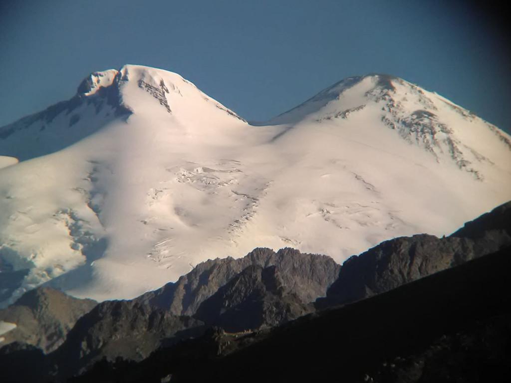 21731604_1925609780992406_886756