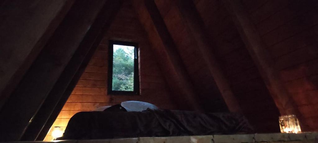 მეგობრის ქოხი