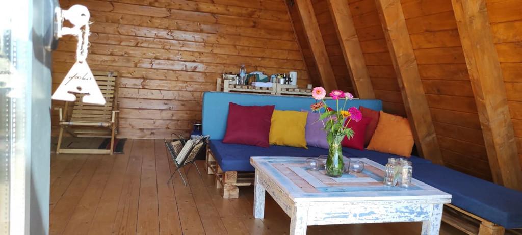 მეგობრის ქოხი