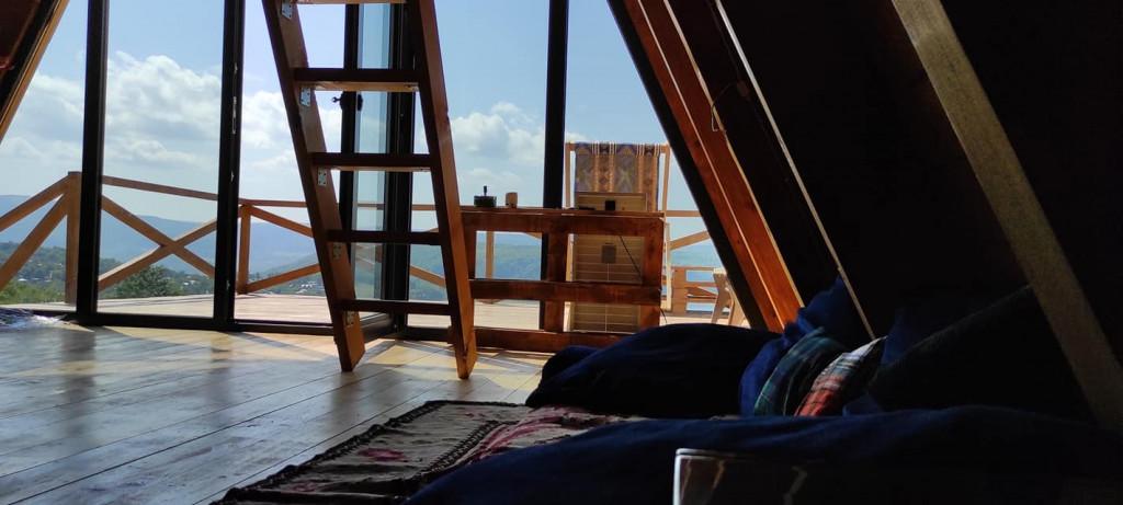 მეგობრის ქოხი