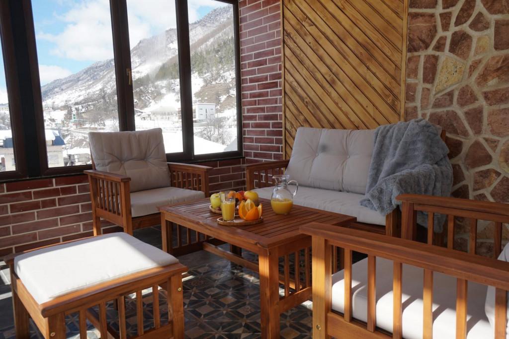 გოლდ თაუერ მესტია