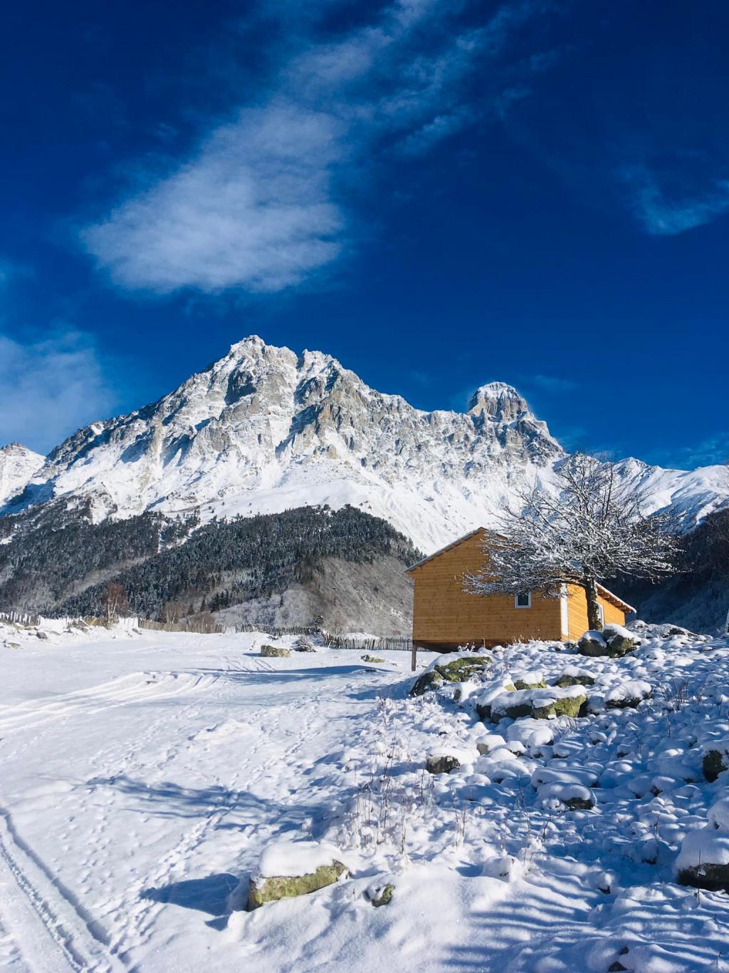 უშბის კოტეჯები