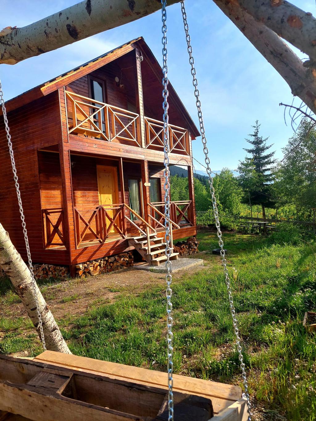 Hill Silence Mestia - ჰილლ საილენს მესტია