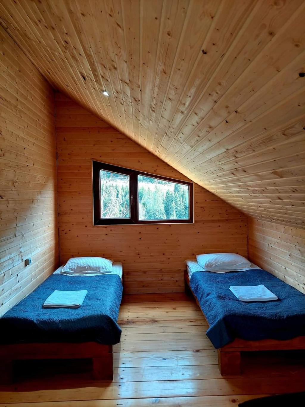 Hill Silence Mestia - ჰილლ საილენს მესტია