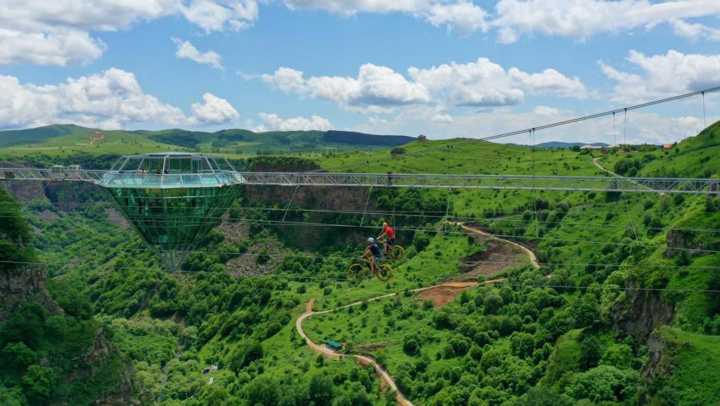 Dashbashi Canyon and Asureti Village Day Tour – 28 May