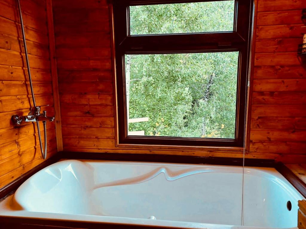 Hill Silence Mestia - ჰილლ საილენს მესტია