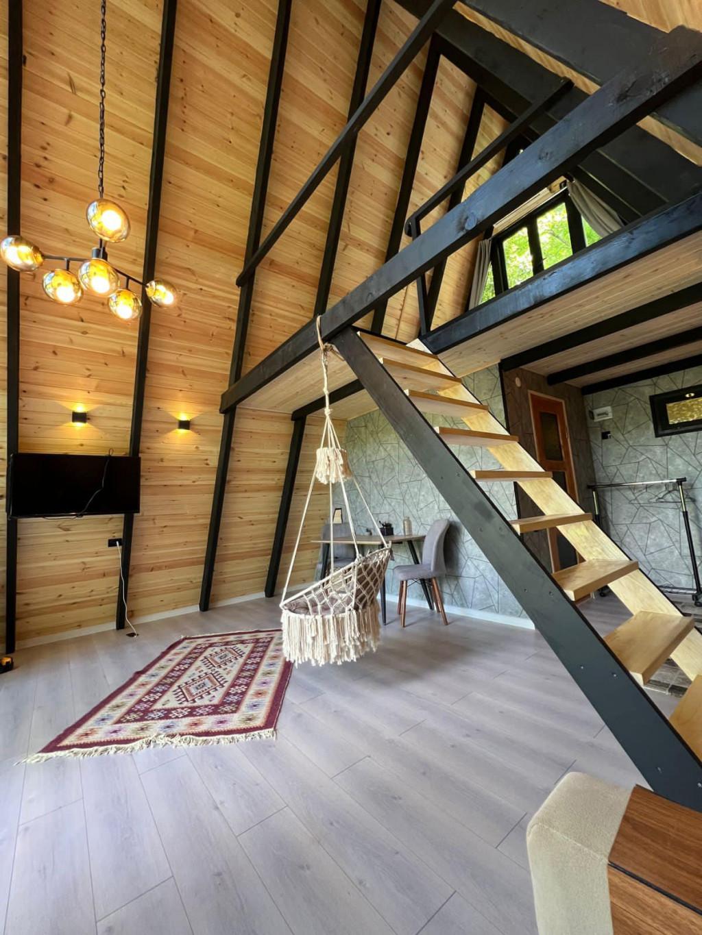 კოტეჯი სათაფლიაში