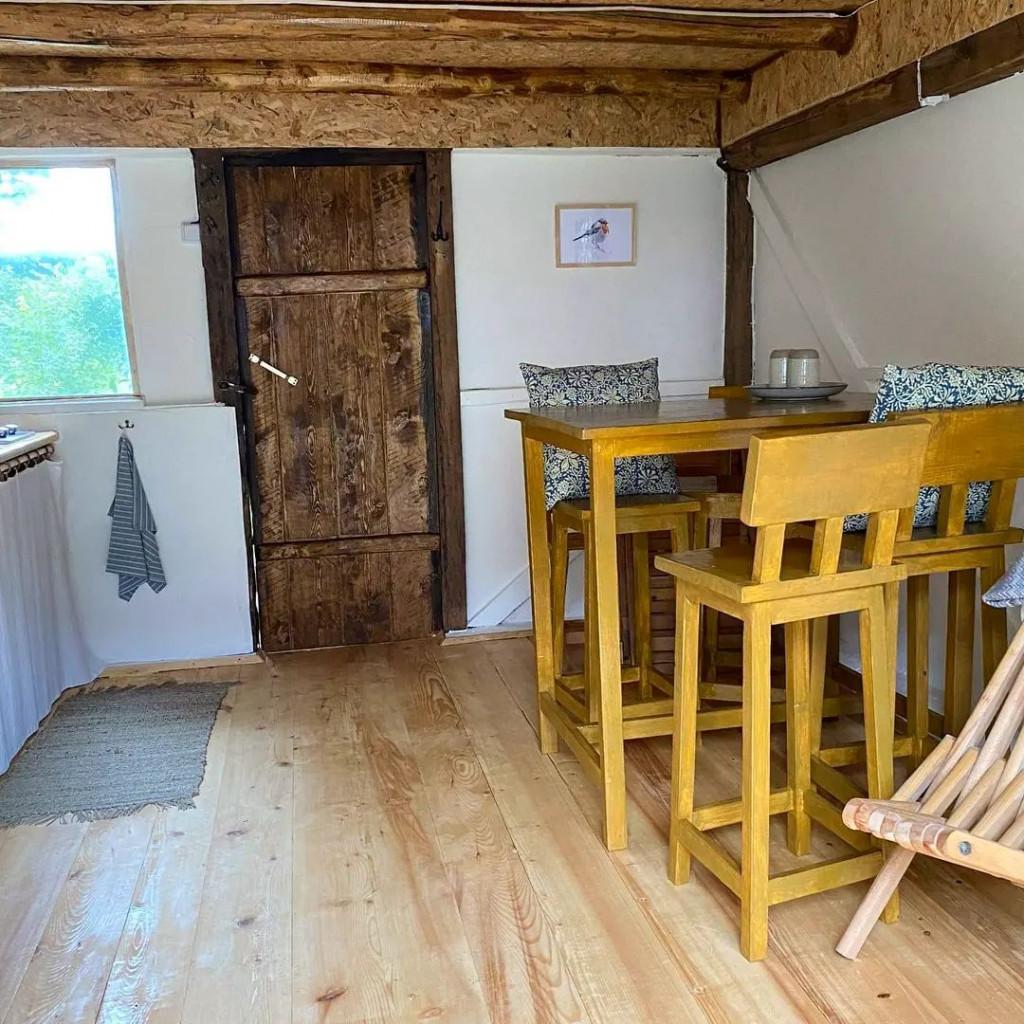 კოტეჯი მუხურში