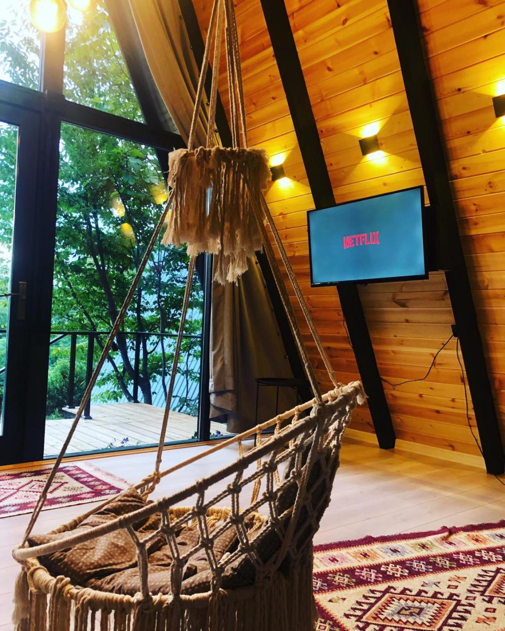 კოტეჯი სათაფლიაში