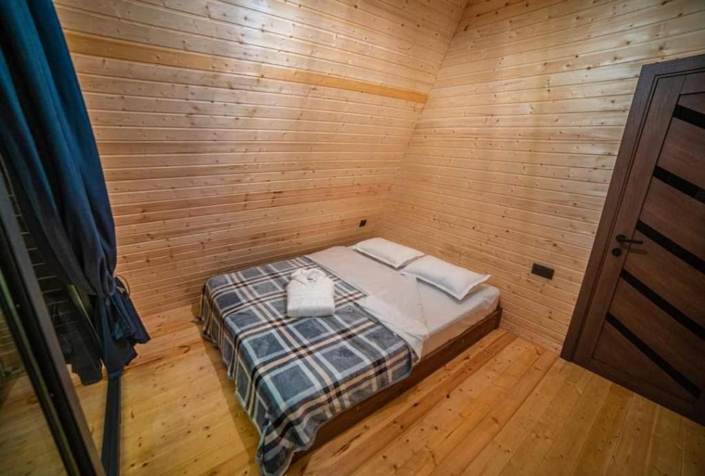 Park Hotel Surami Chalet