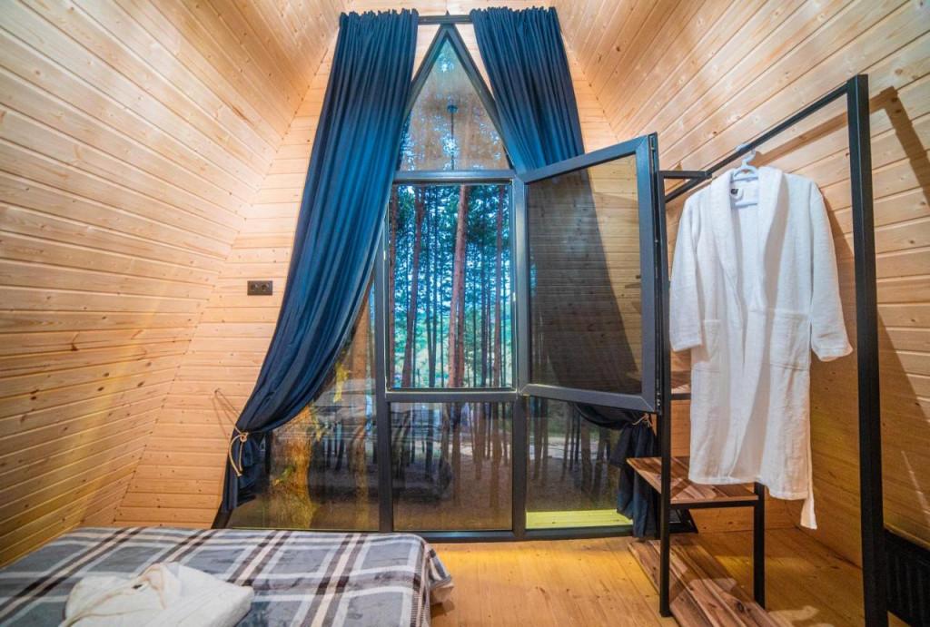 Park Hotel Surami Chalet