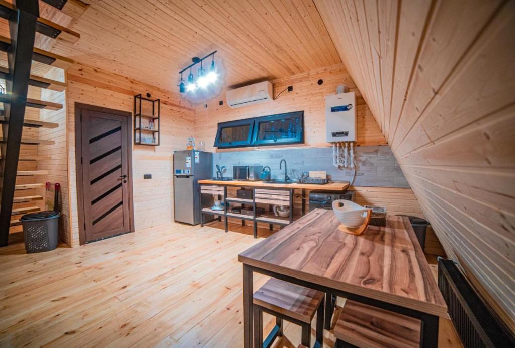 Park Hotel Surami Chalet