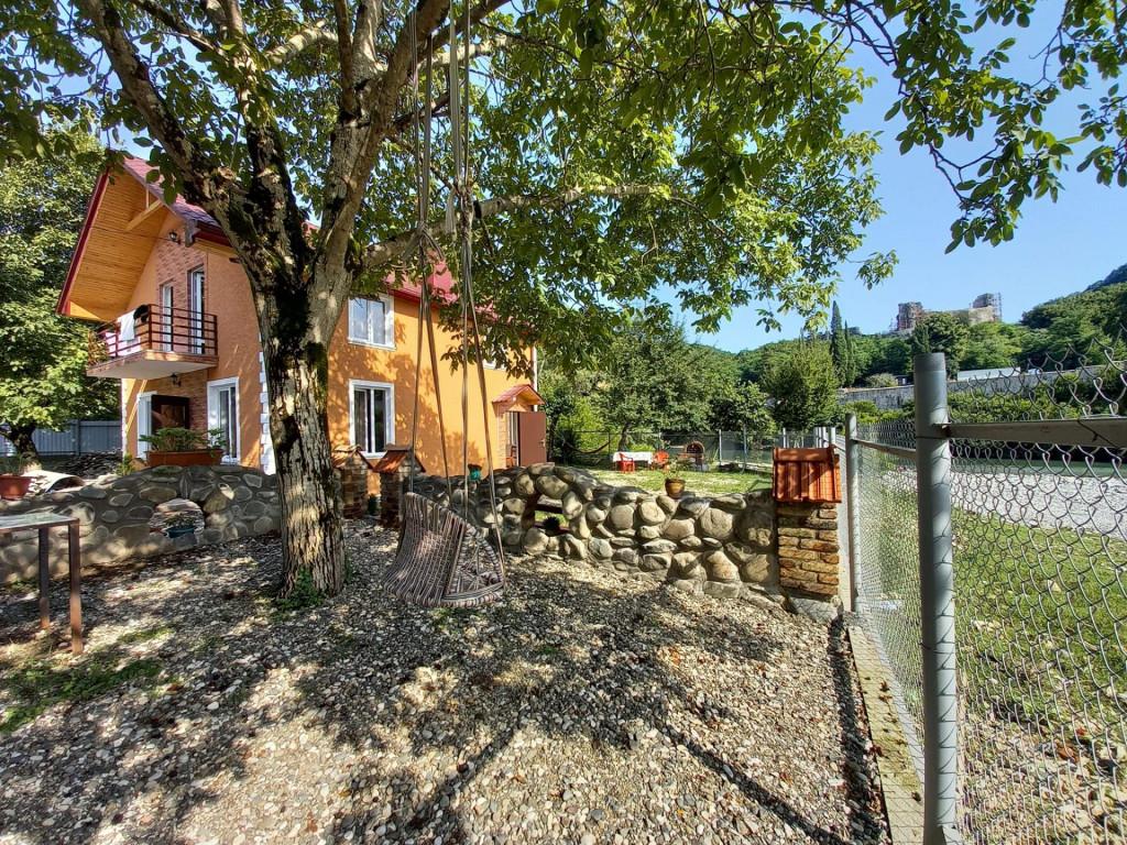 საოჯახო სასტუმრო ,,ანას სახლი\'\'- Ana\'s Guest House