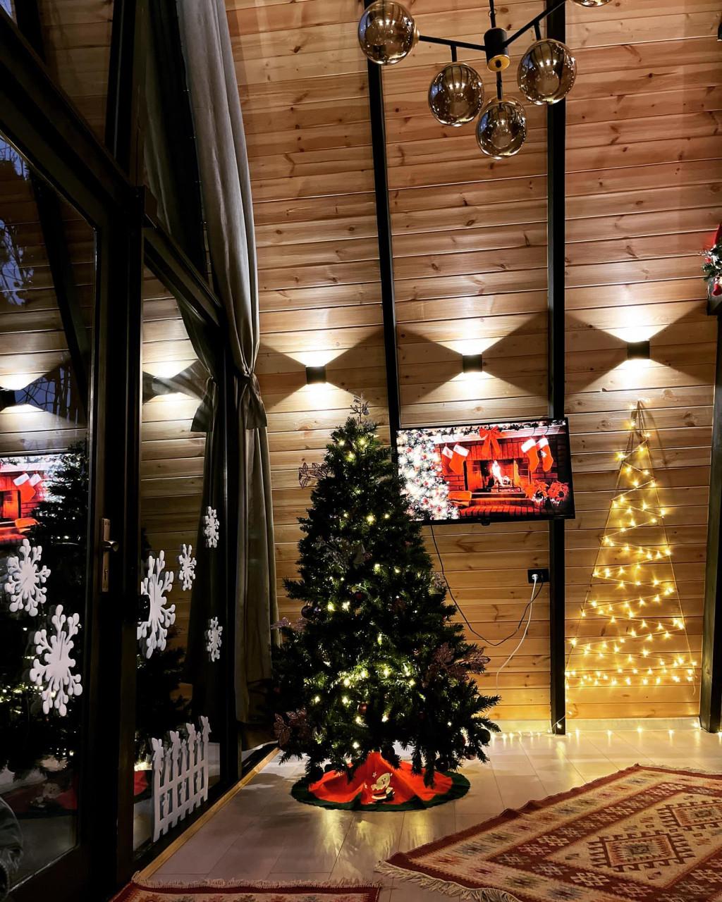 კოტეჯი სათაფლიაში