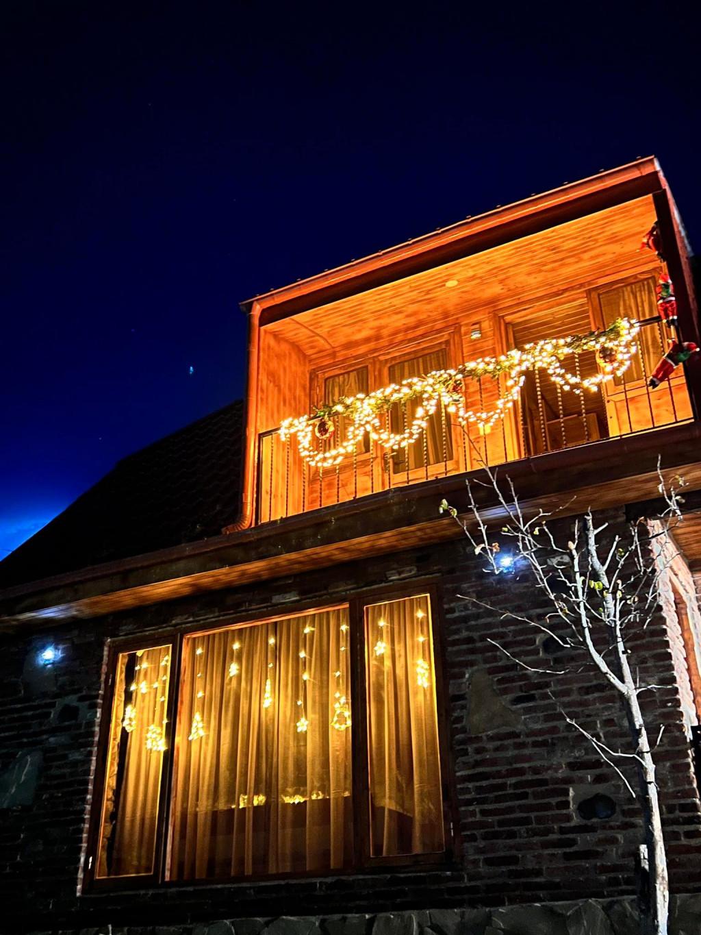 Sunshine house/მზის სახლი