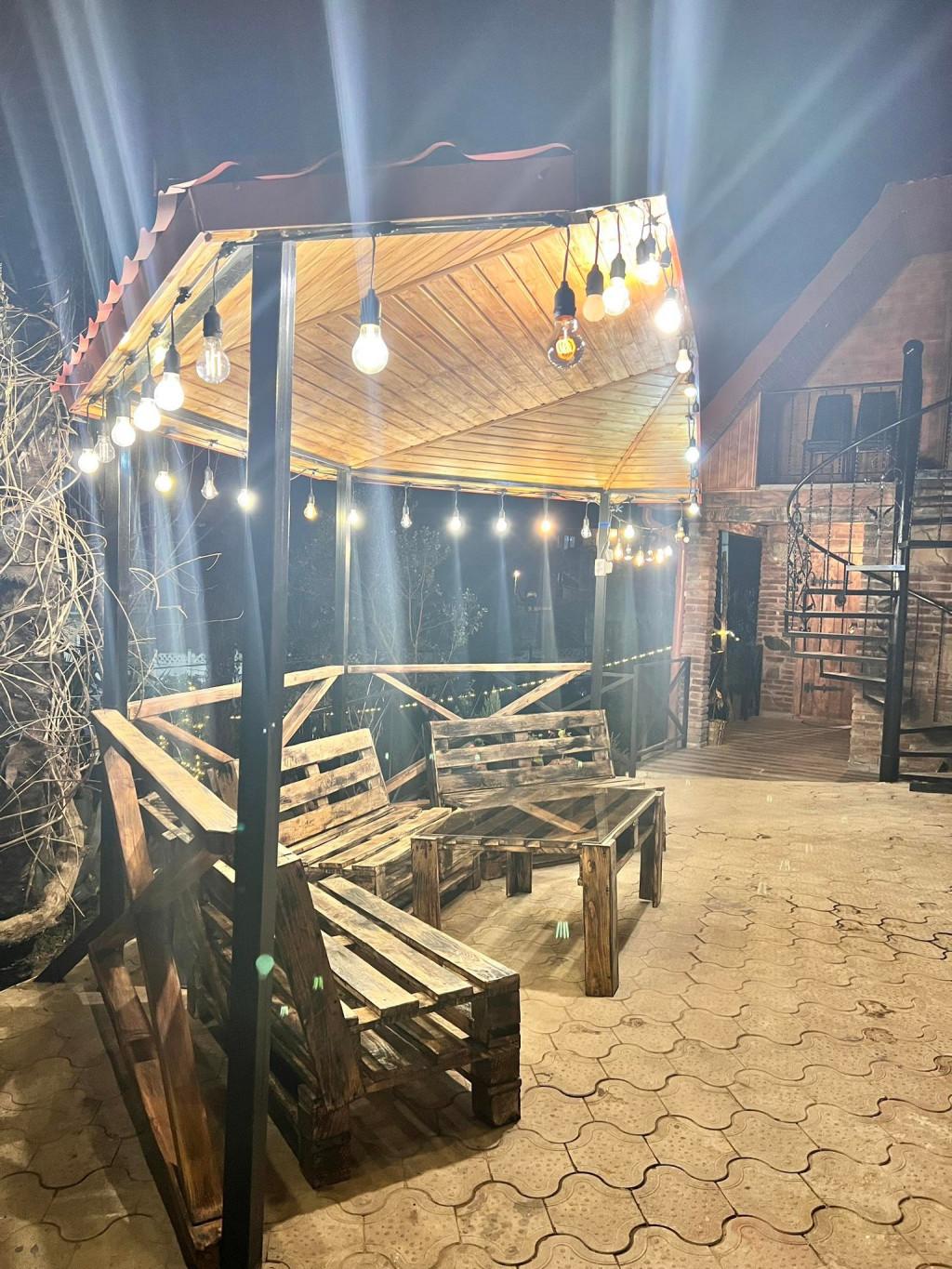 Sunshine house/მზის სახლი