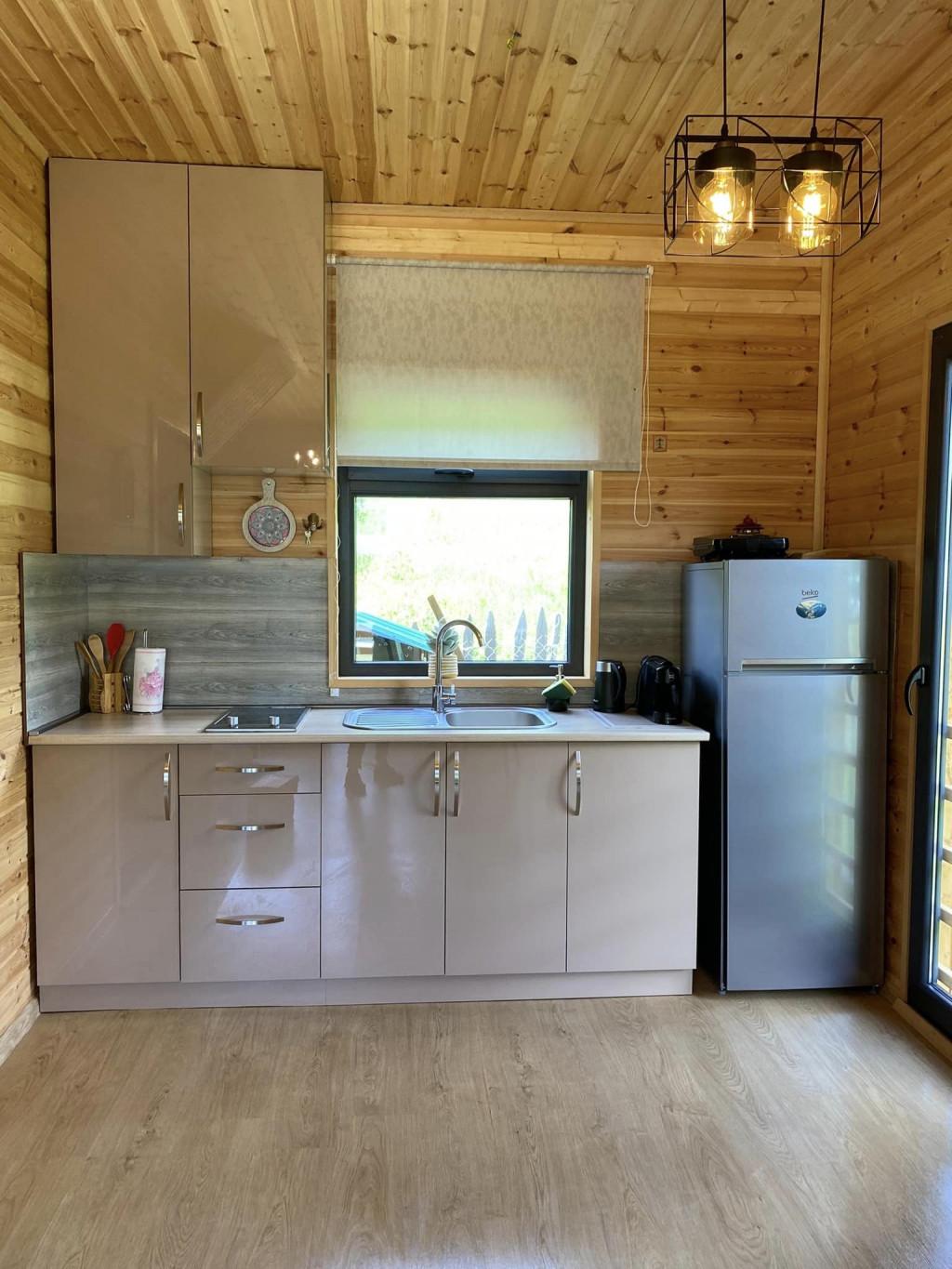 ხის სახლი მესტიაში - wood house in Mestia