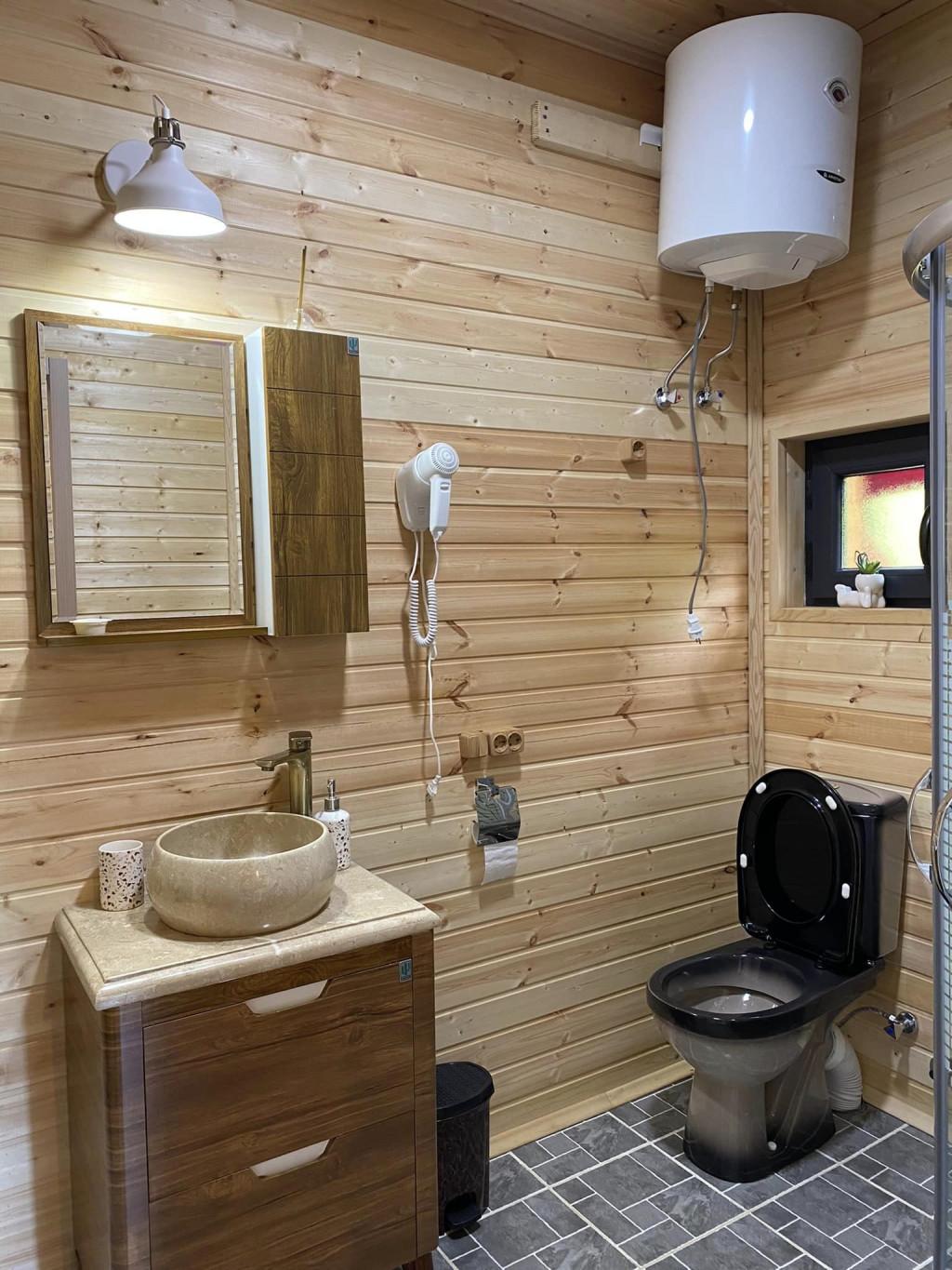 ხის სახლი მესტიაში - wood house in Mestia