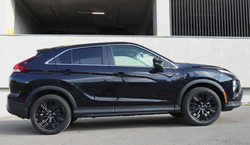 387337782_1044156320333096_78828