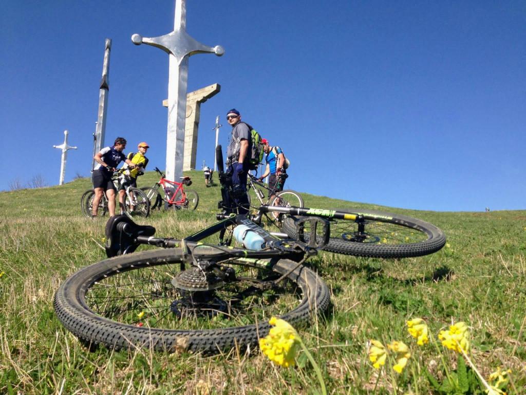 473343_364963116942601_212654623