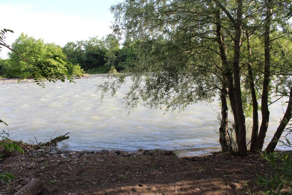 საოჯახო სასტუმრო მუხურში