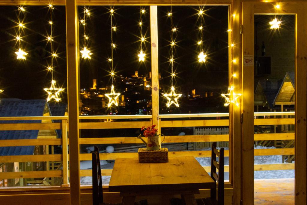 51849510_1238536699636270_735557