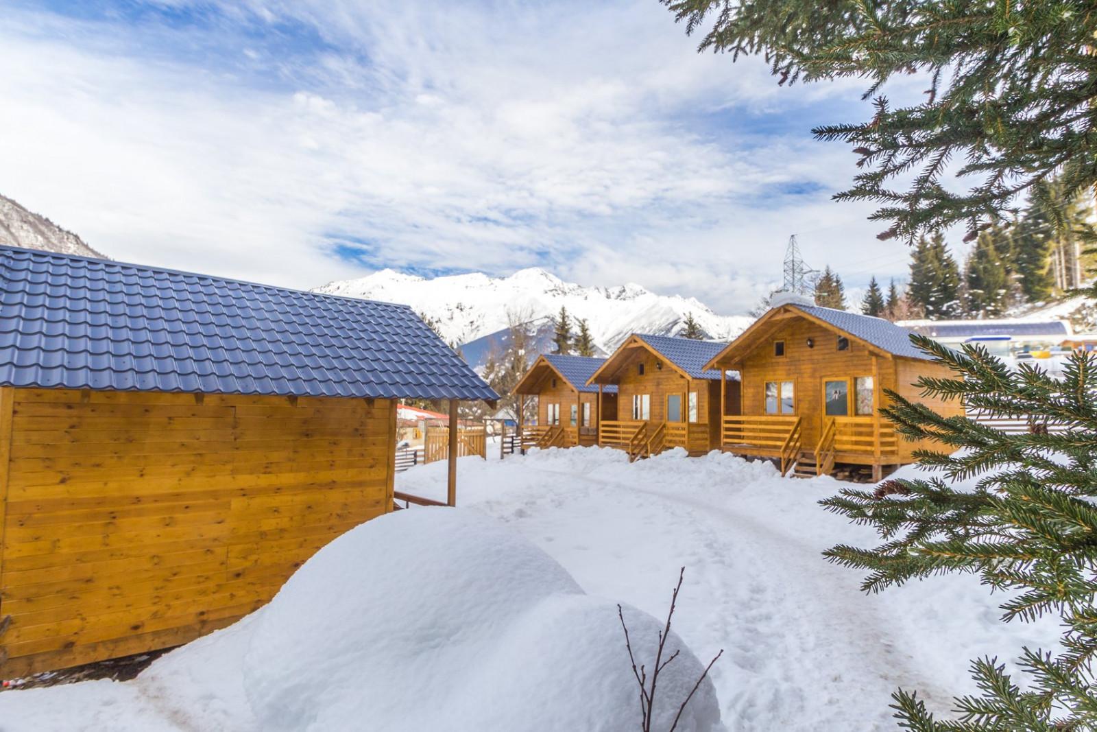 51149939_1233387870151153_460423