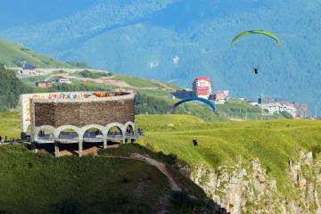 პარაპლანით ფრენა გუდაურში