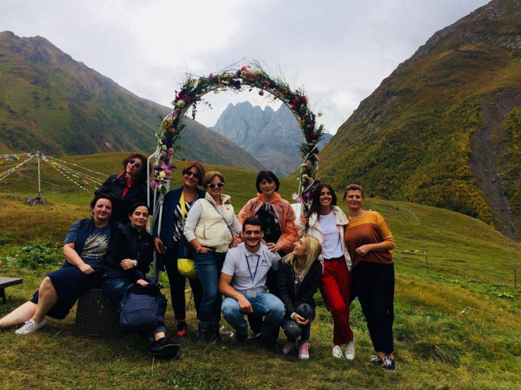 57504641_1779012952199012_856093